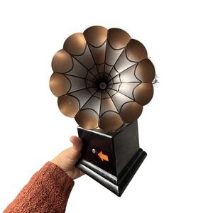 2015 Gemmy Animated Haunted Gramophone Werewolves Of London